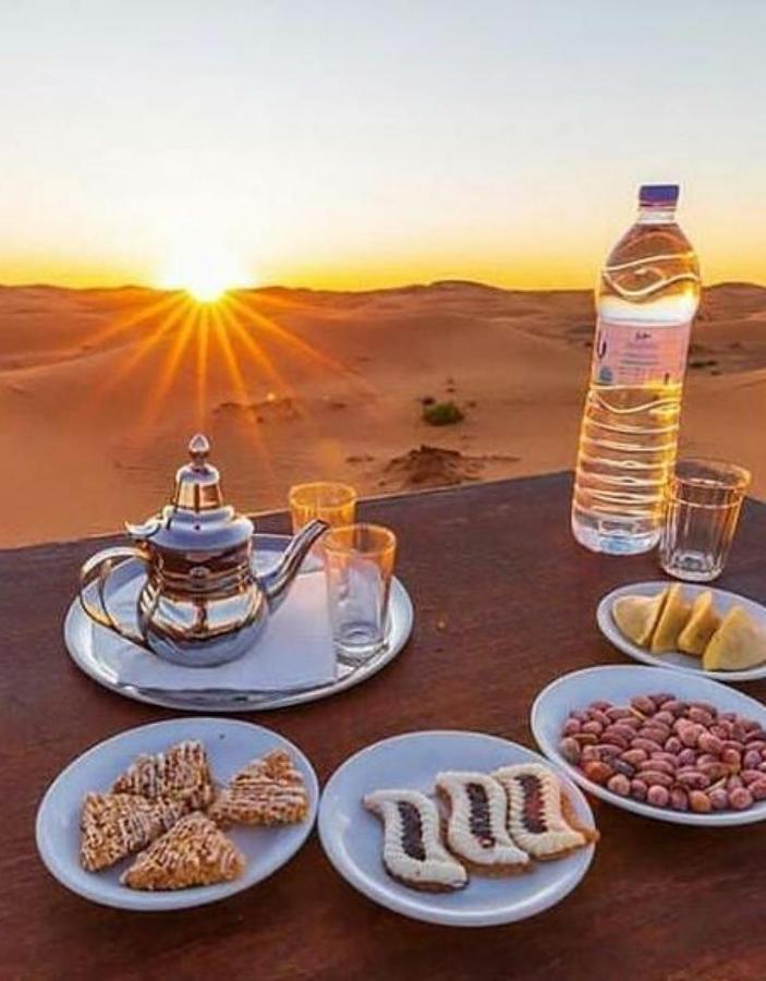 Hotel Luxury Local Camp Merzouga Esterno foto